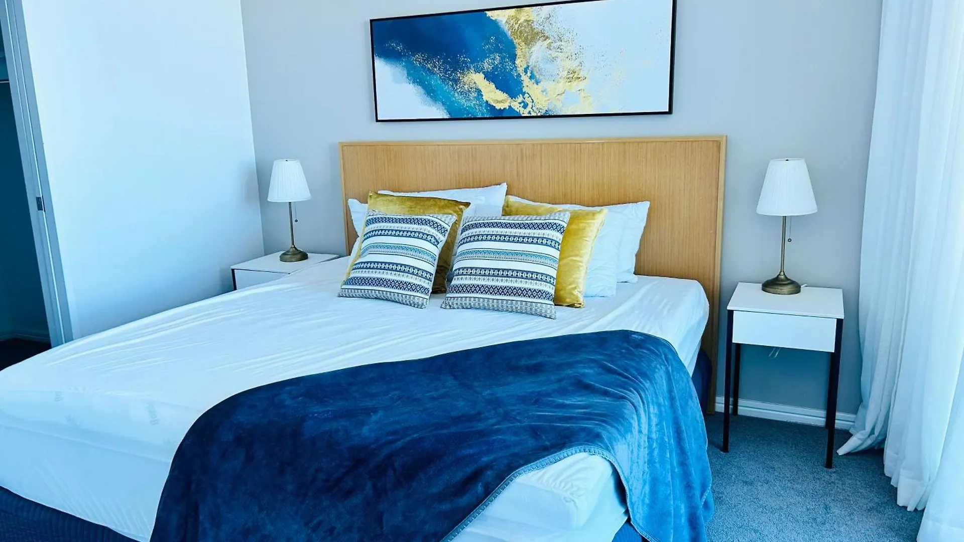 Apartment Paradise Living At Hilton With Stunning Ocean View Gold Coast