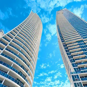 H Star Residences-- Paradise Stayz Apartment